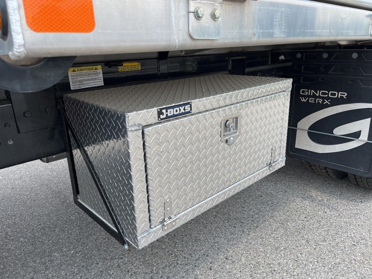 2025 Ford Super Duty F-650 Straight Frame Gas Photo