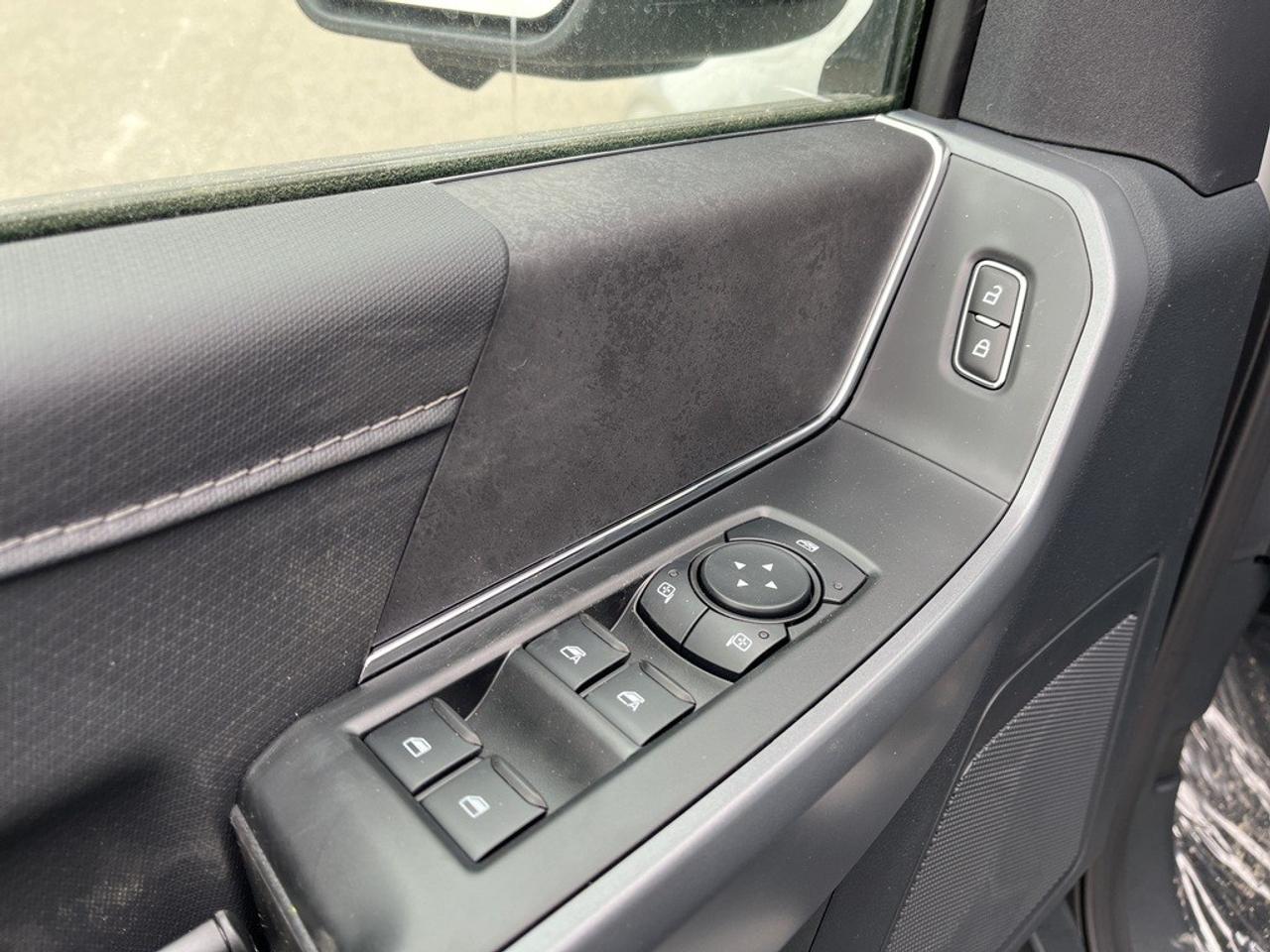 2026 Ford F-150 XLT 4WD SuperCrew 5.5' Box Photo