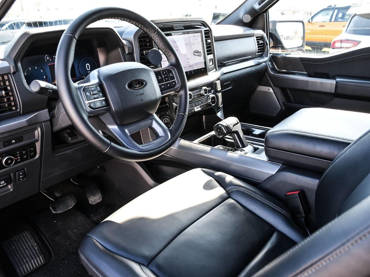 2025 Ford F-150 XLT 4WD SuperCrew 5.5' Box Photo