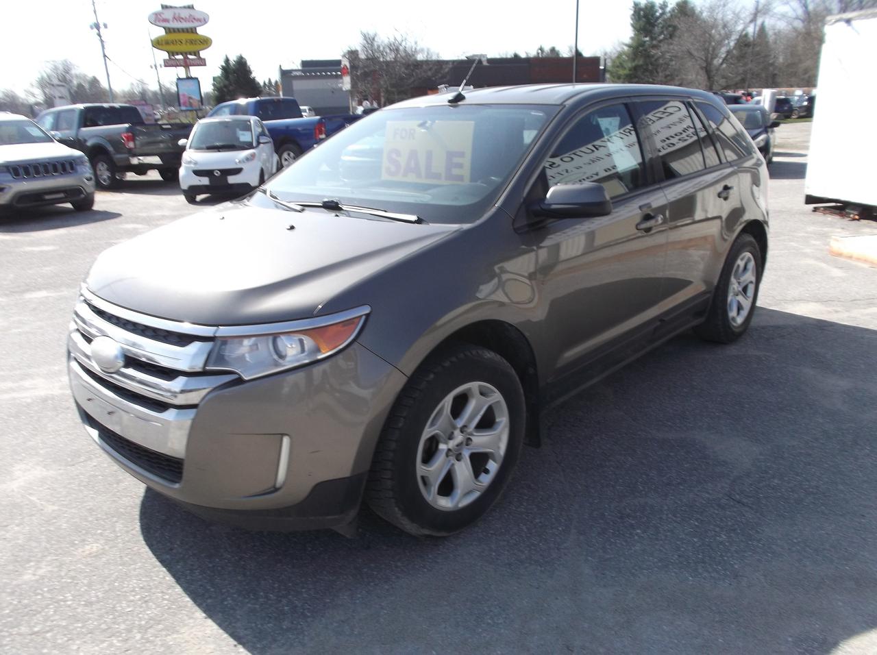 2013 Ford Edge SEL Photo2
