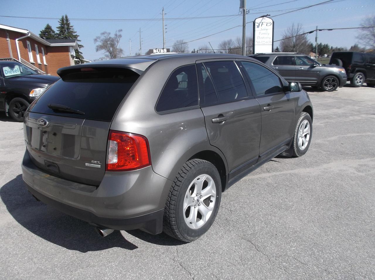 2013 Ford Edge SEL Photo