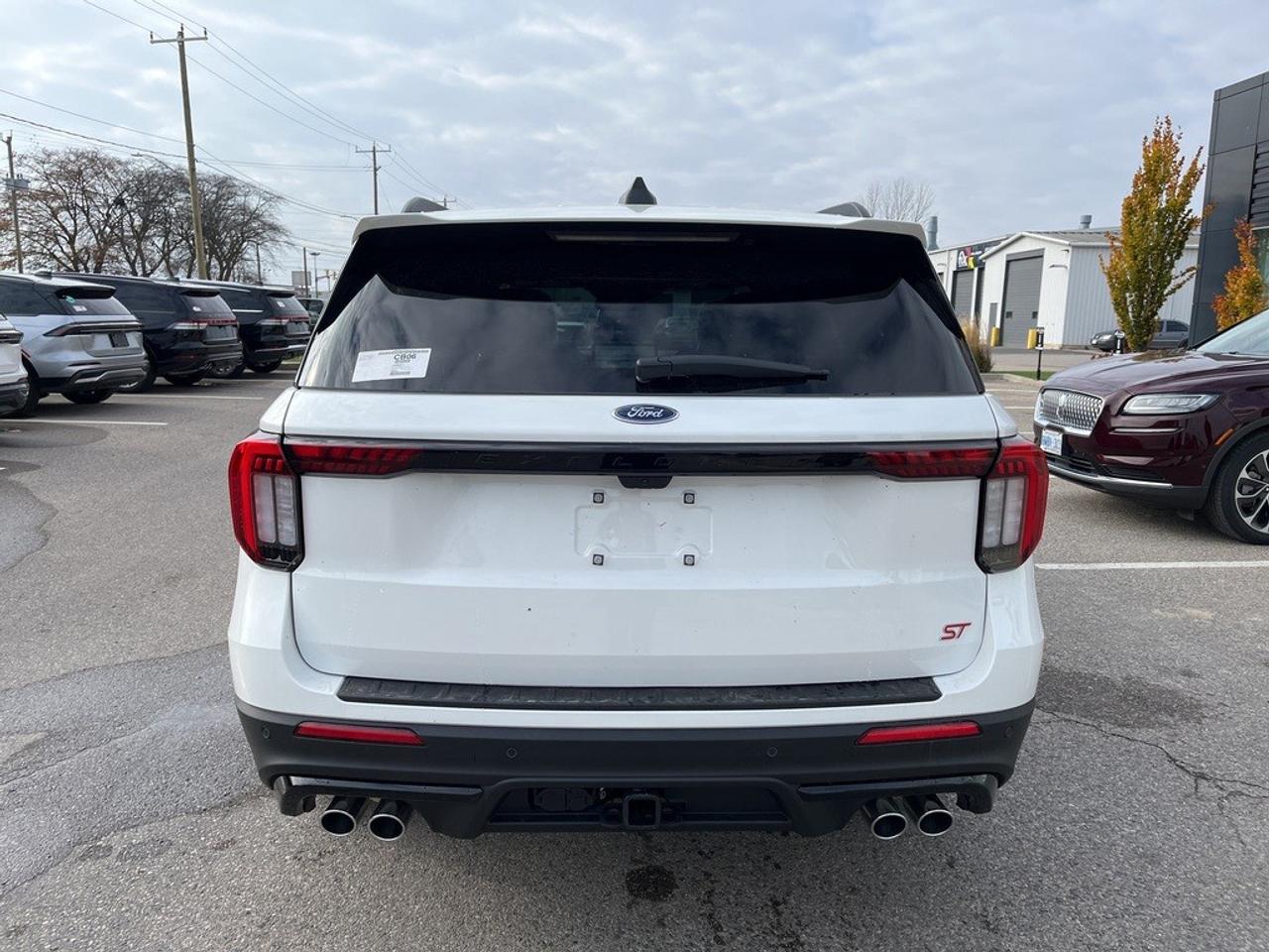 2026 Ford Explorer ST 4WD Photo2