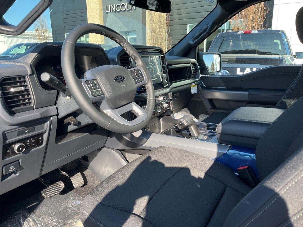 2026 Ford F-150 XLT 4WD SuperCrew 5.5' Box Photo