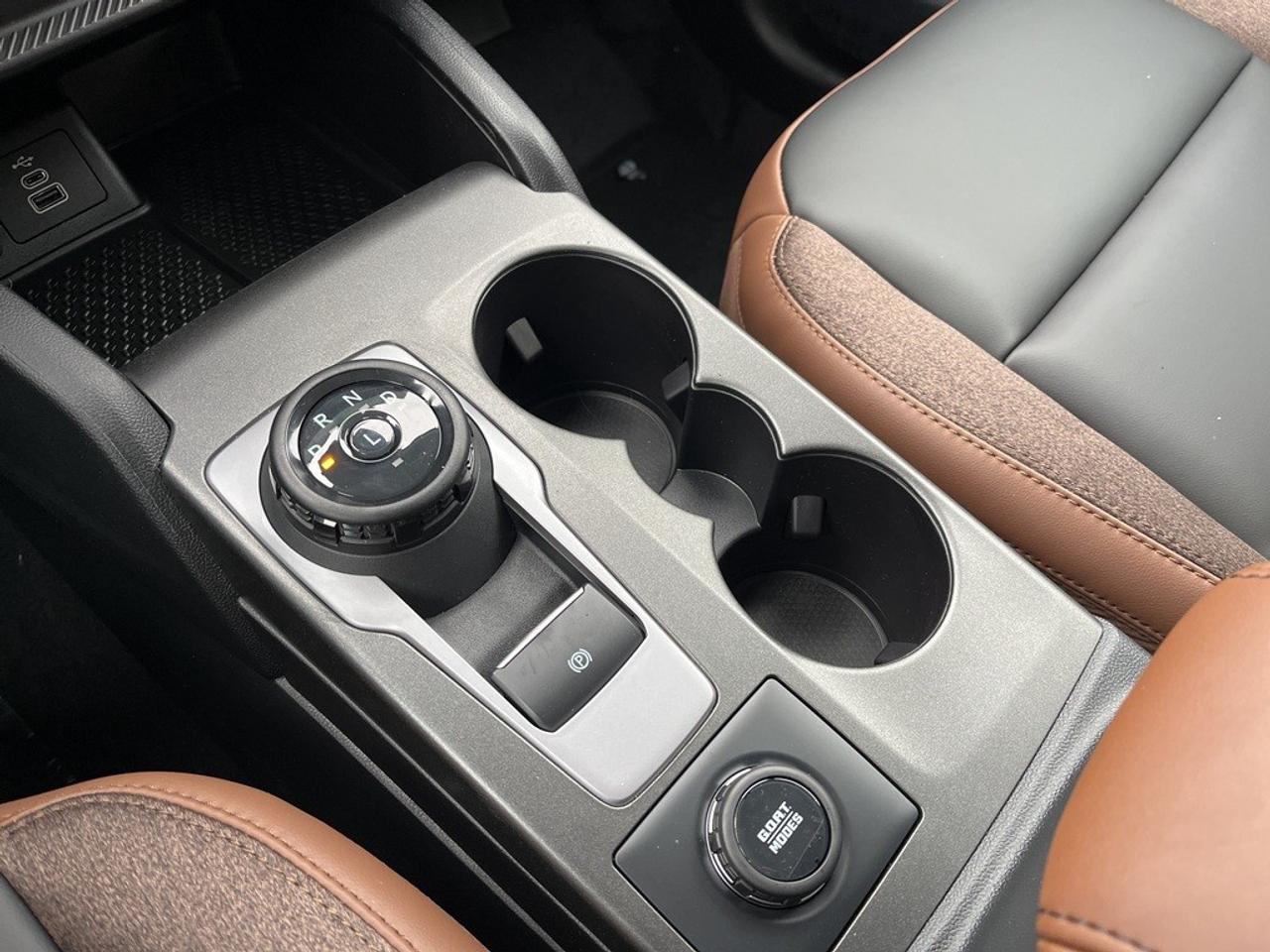 2026 Ford Bronco Sport Outer Banks 4x4 Photo