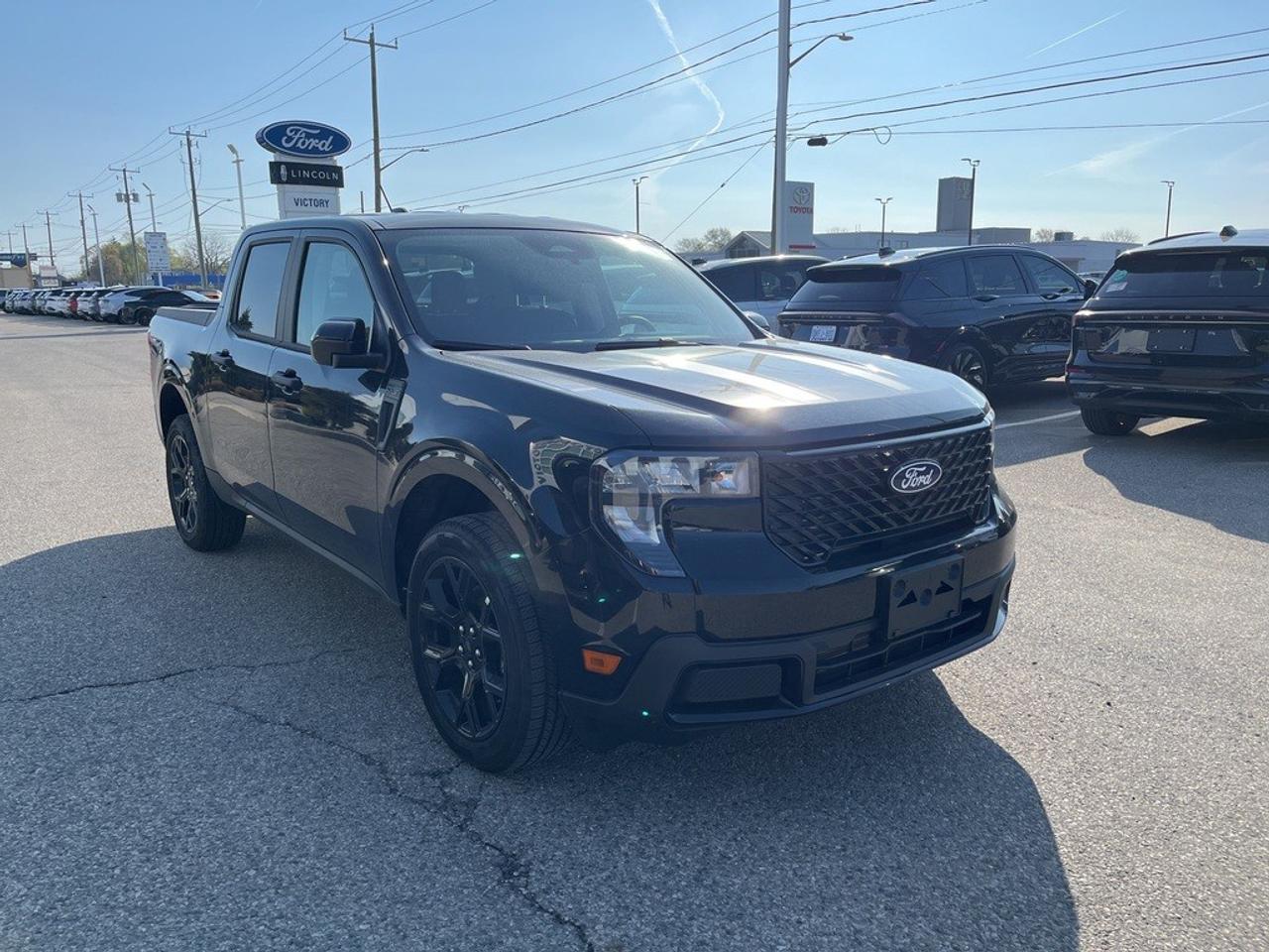 2026 Ford Maverick XLT AWD SuperCrew Photo4