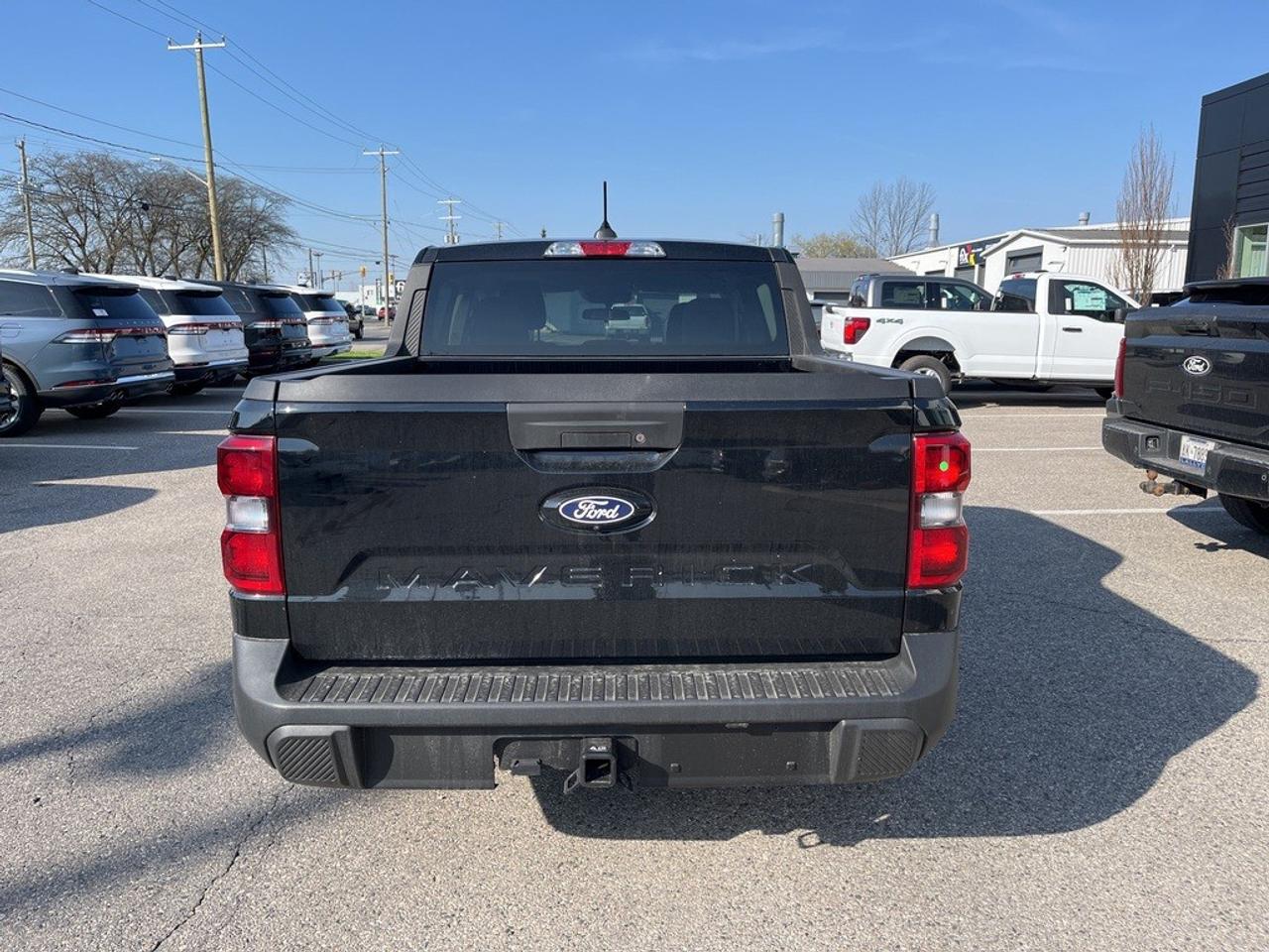 2026 Ford Maverick XLT AWD SuperCrew Photo2