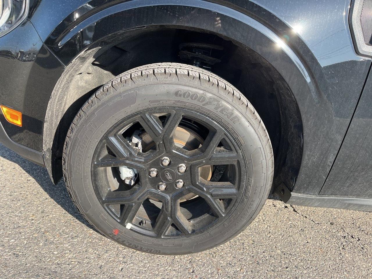 2026 Ford Maverick XLT AWD SuperCrew Photo