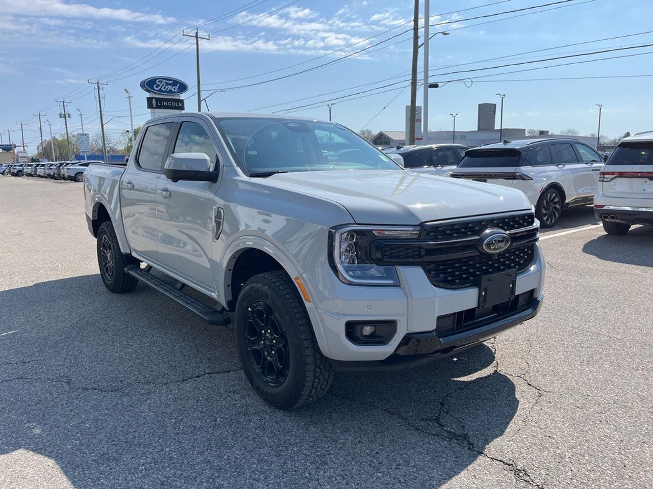 2026 Ford Ranger LARIAT 4WD SuperCrew 5' Box Photo4