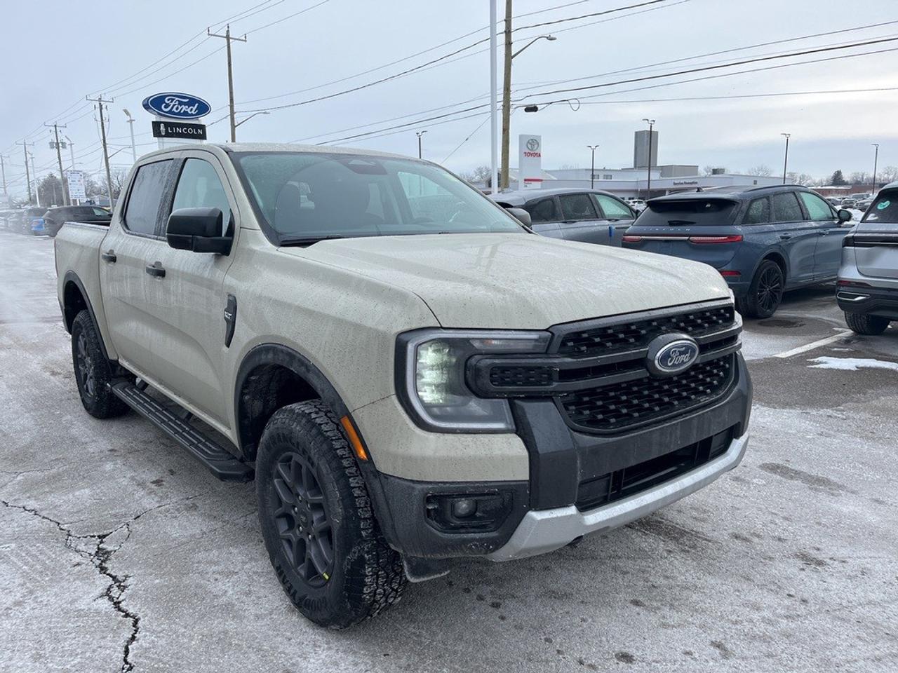 2026 Ford Ranger XLT 4WD SuperCrew 5' Box Photo3