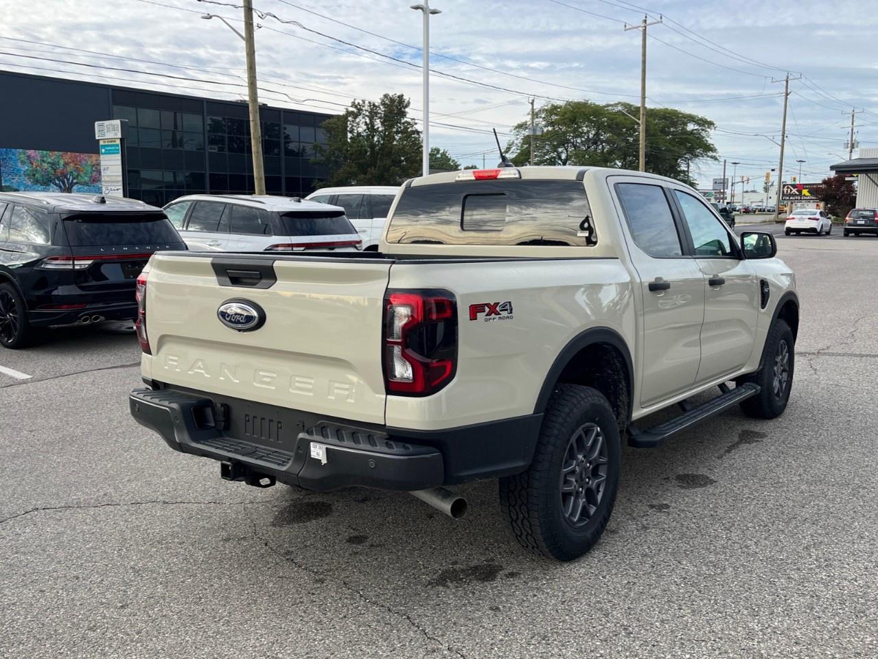 2026 Ford Ranger XLT 4WD SuperCrew 5' Box Photo4