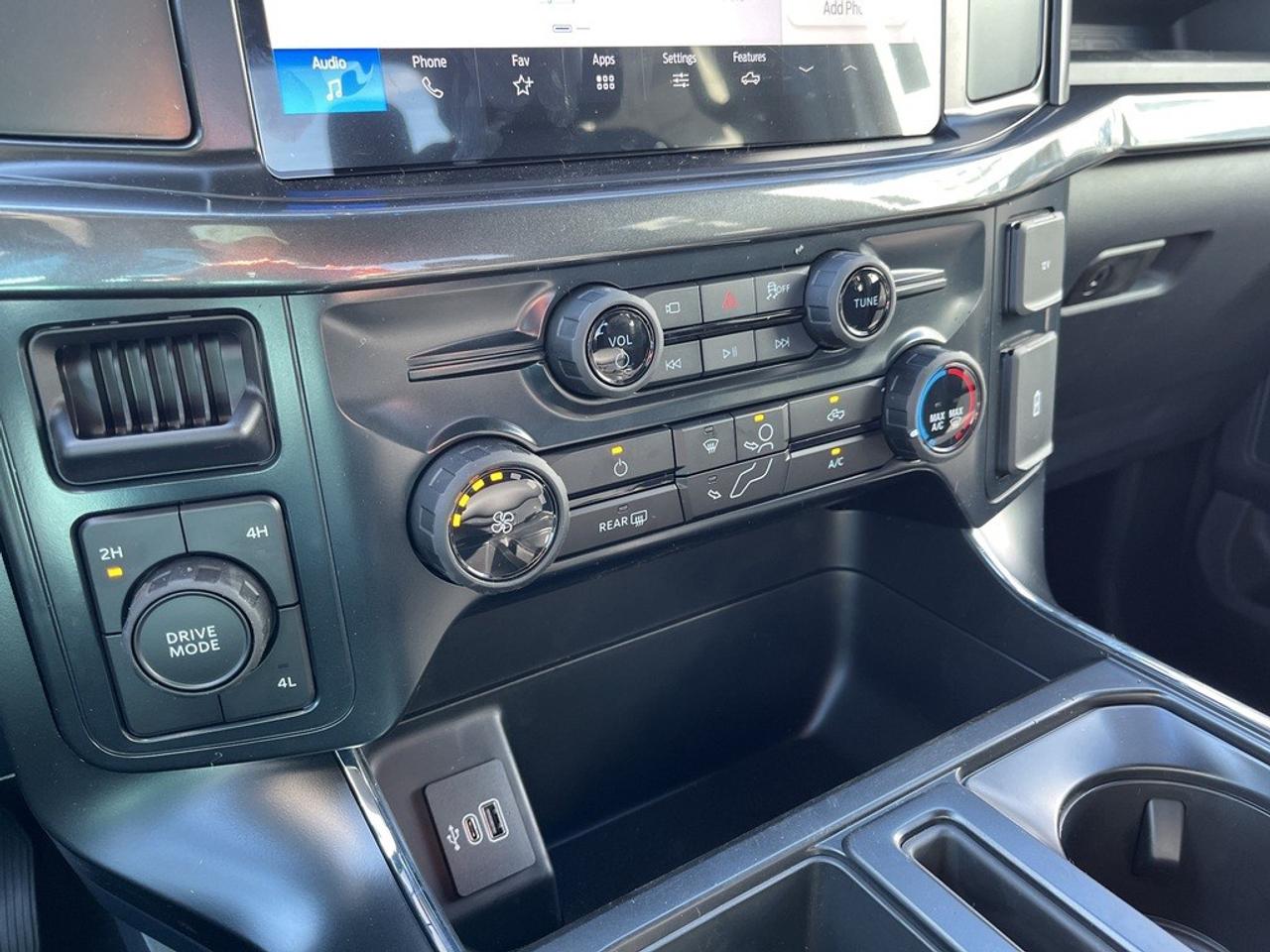 2026 Ford F-150 STX 4WD SuperCrew 5.5' Box Photo