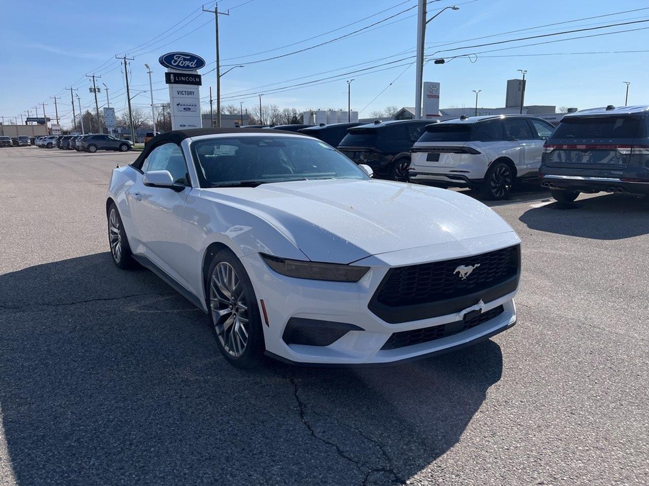 2026 Ford Mustang EcoBoost Premium Convertible Photo4