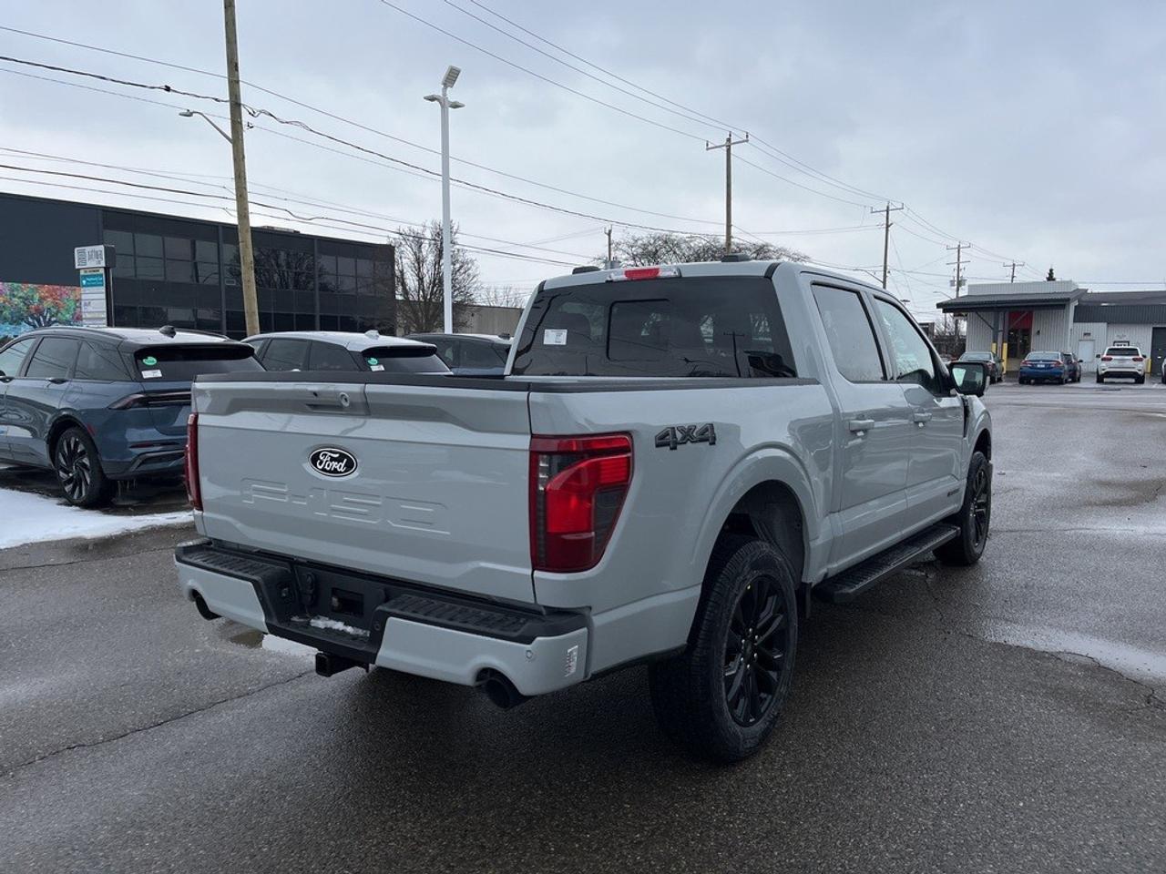 2026 Ford F-150 XLT 4WD SuperCrew 5.5' Box Photo3