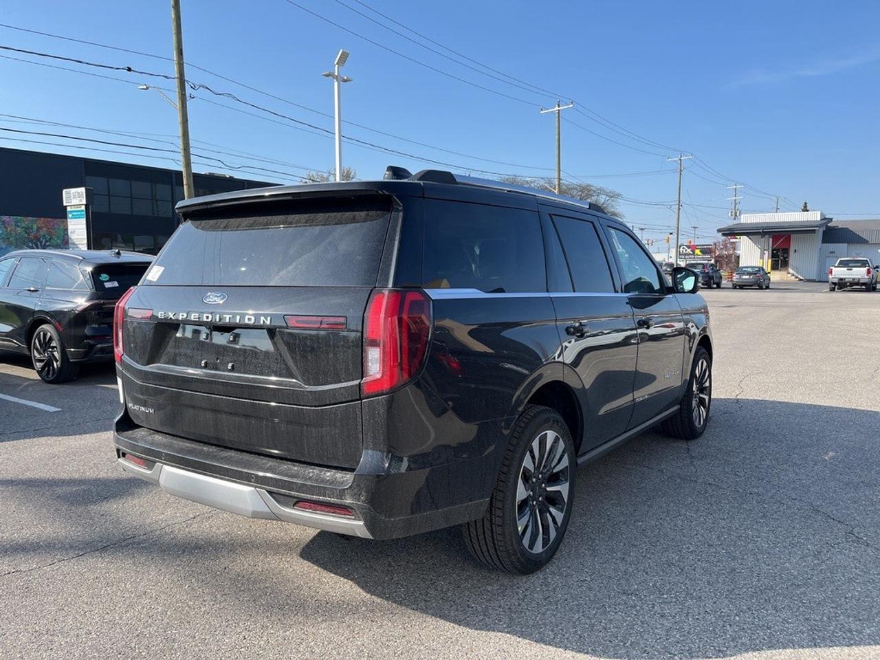 2026 Ford Expedition Platinum 4x4 Photo