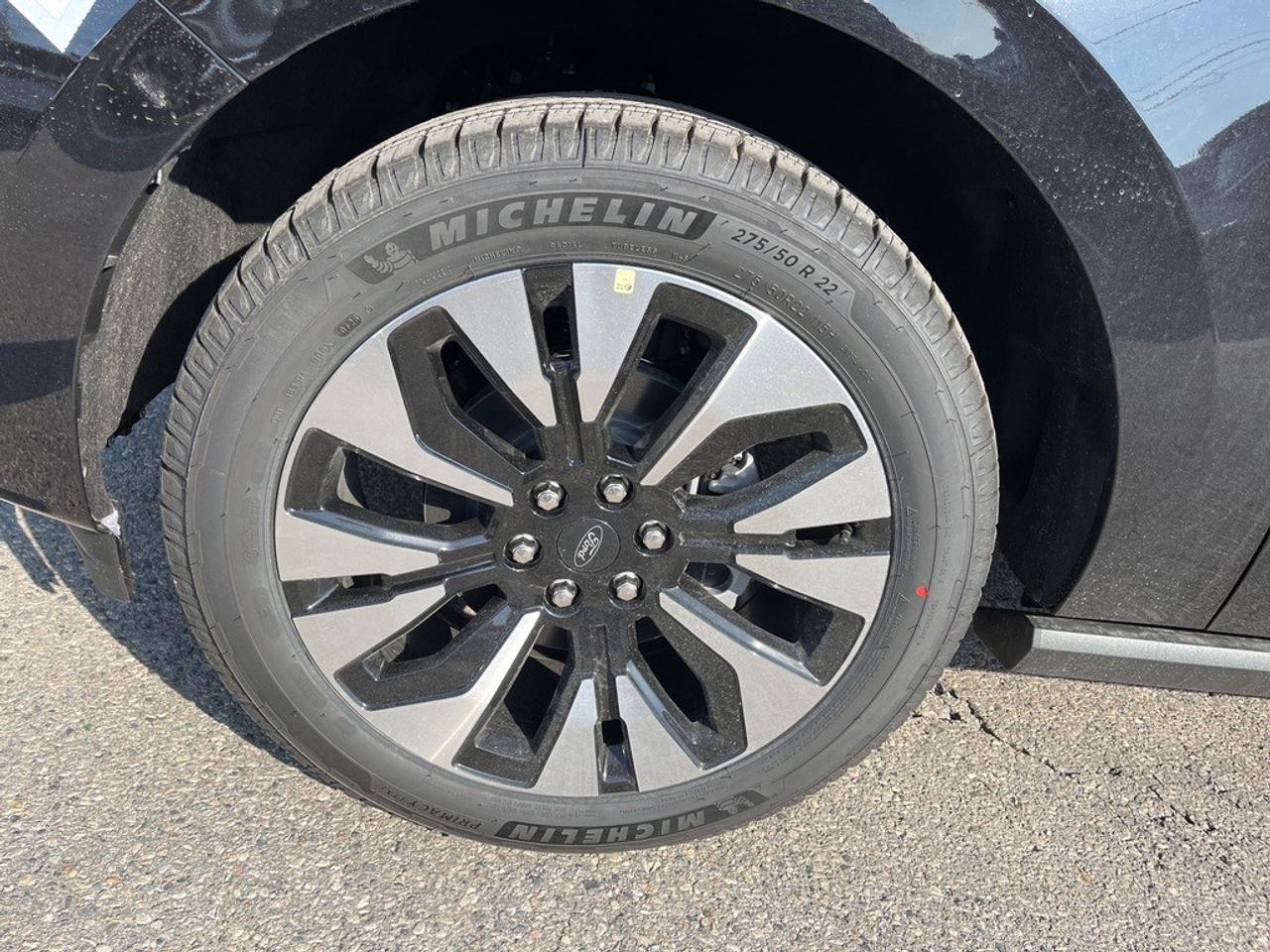 2026 Ford Expedition Platinum 4x4 Photo