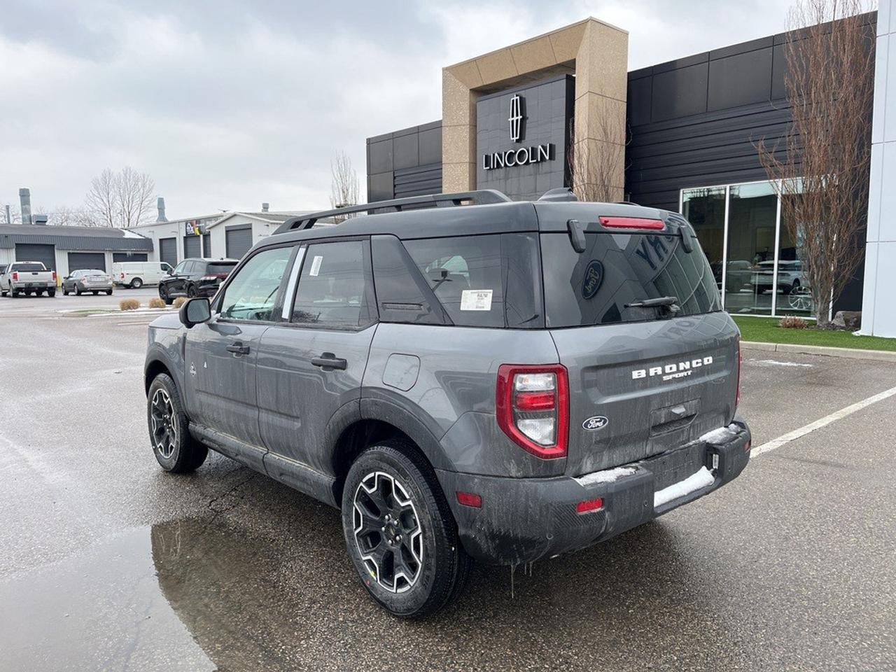 2026 Ford Bronco Sport Outer Banks 4x4 Photo