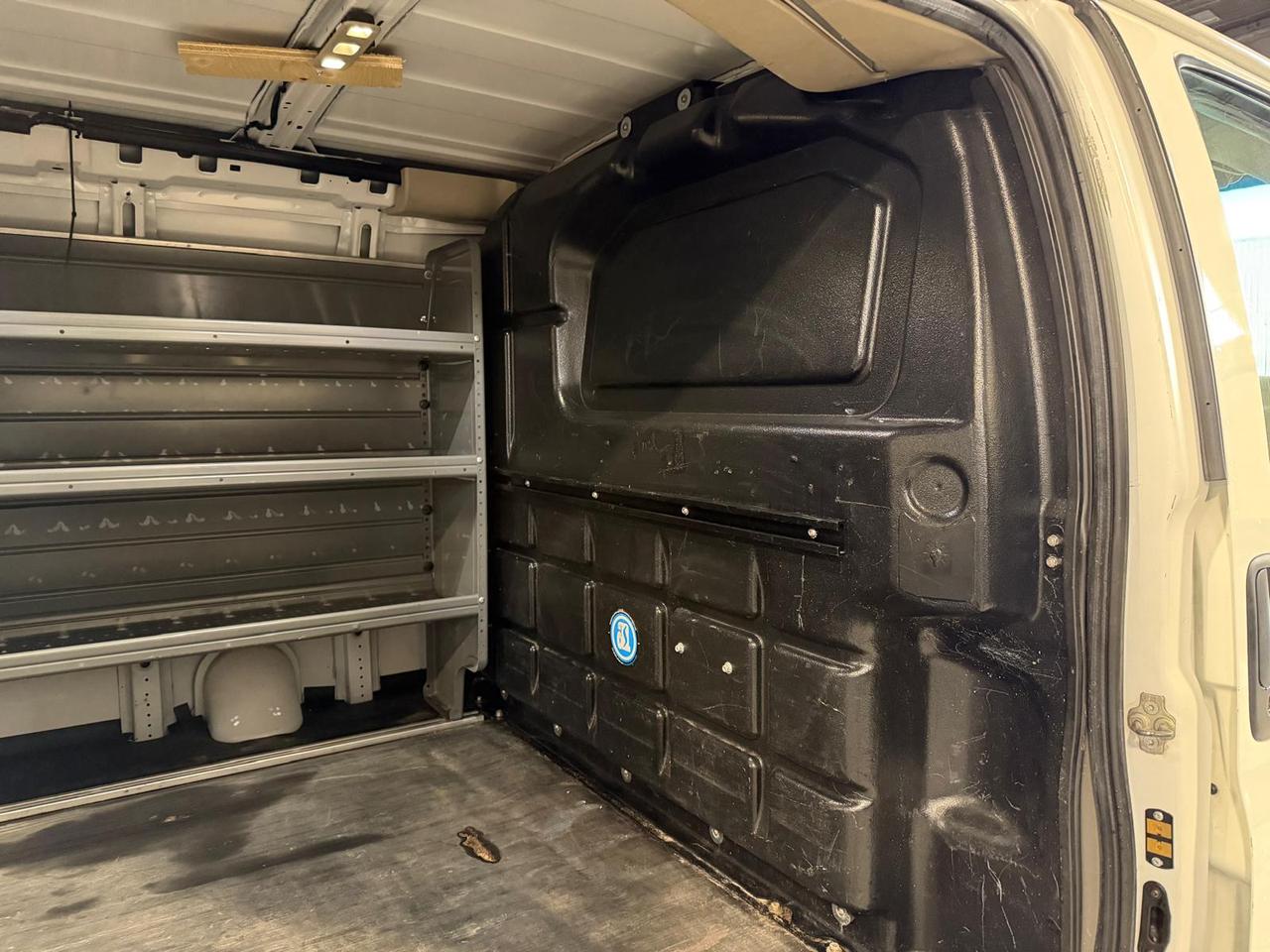 2021 Chevrolet Express Cargo Van AUTOMATIC | 6 CYL V6 Photo