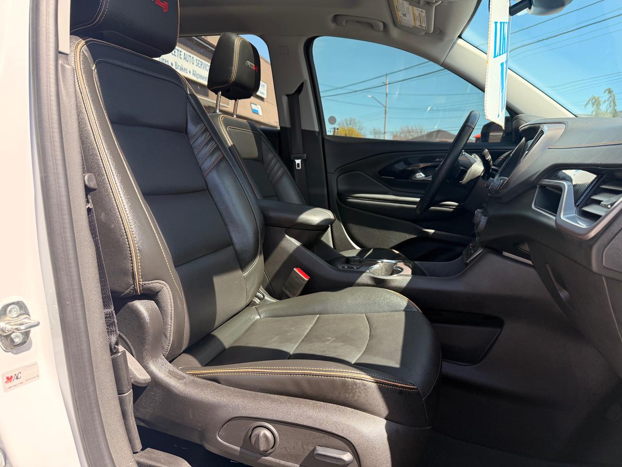 2024 GMC Terrain AT4 Photo