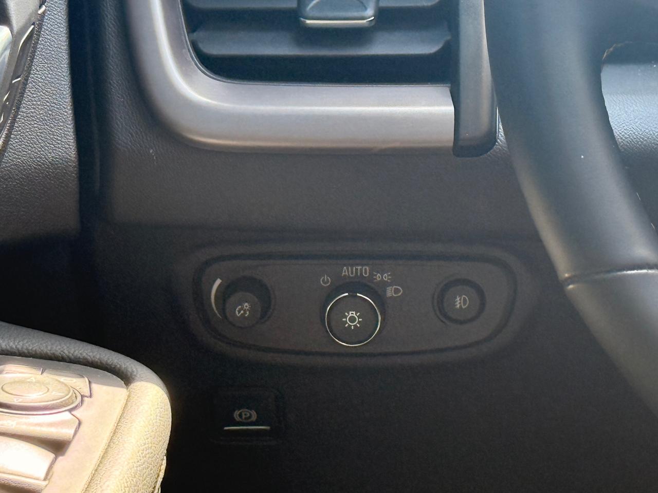 2024 GMC Terrain AT4 Photo