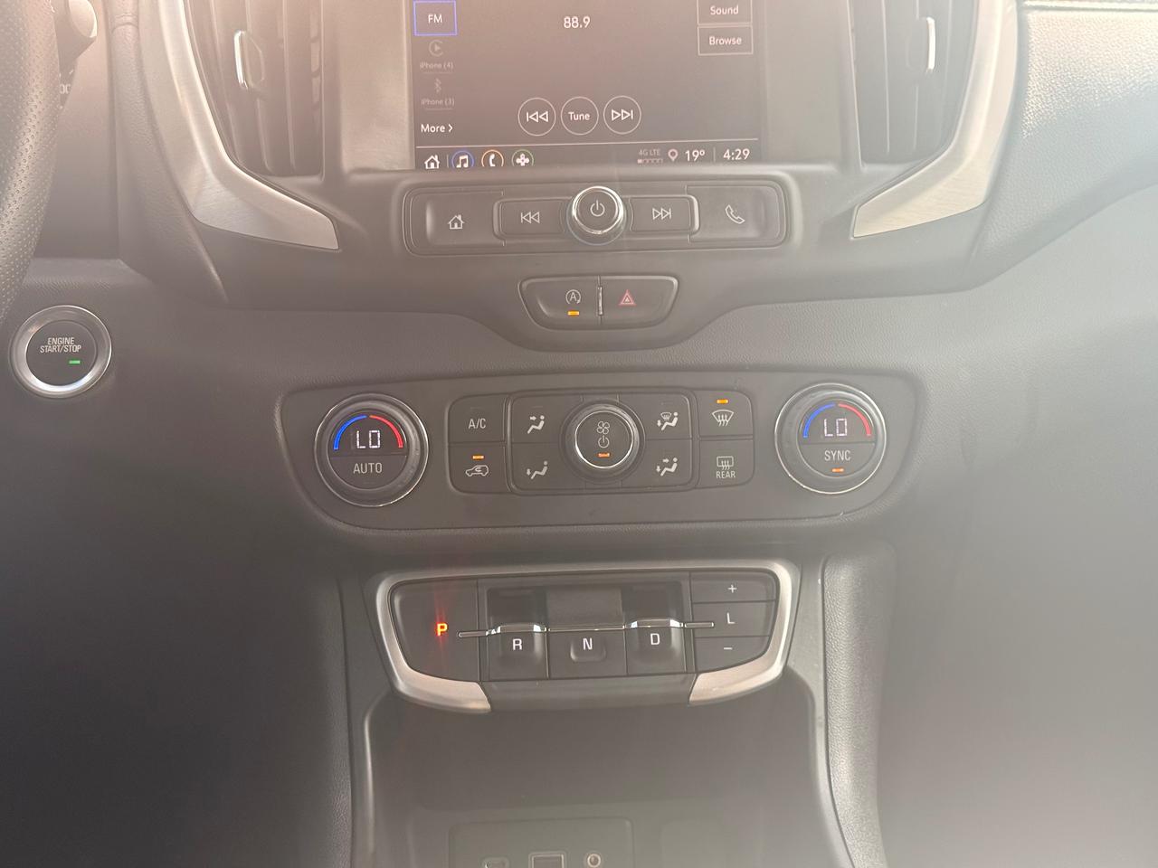 2024 GMC Terrain SLE Photo