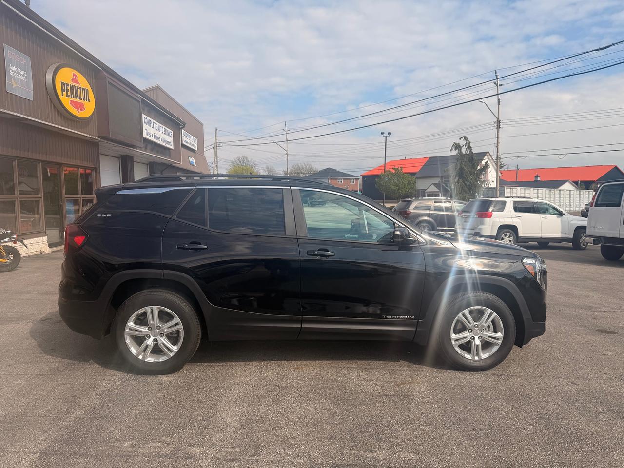 2024 GMC Terrain SLE Photo
