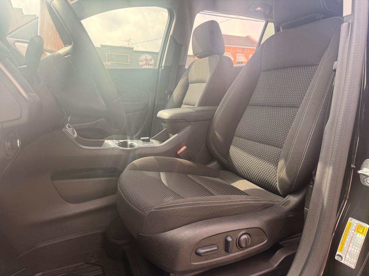 2024 GMC Terrain SLE Photo