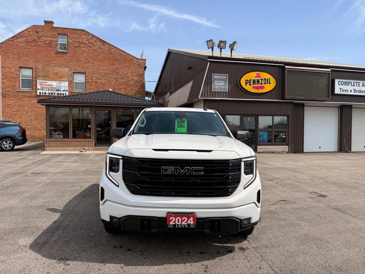 2024 GMC Sierra 1500 ELEVATION Photo