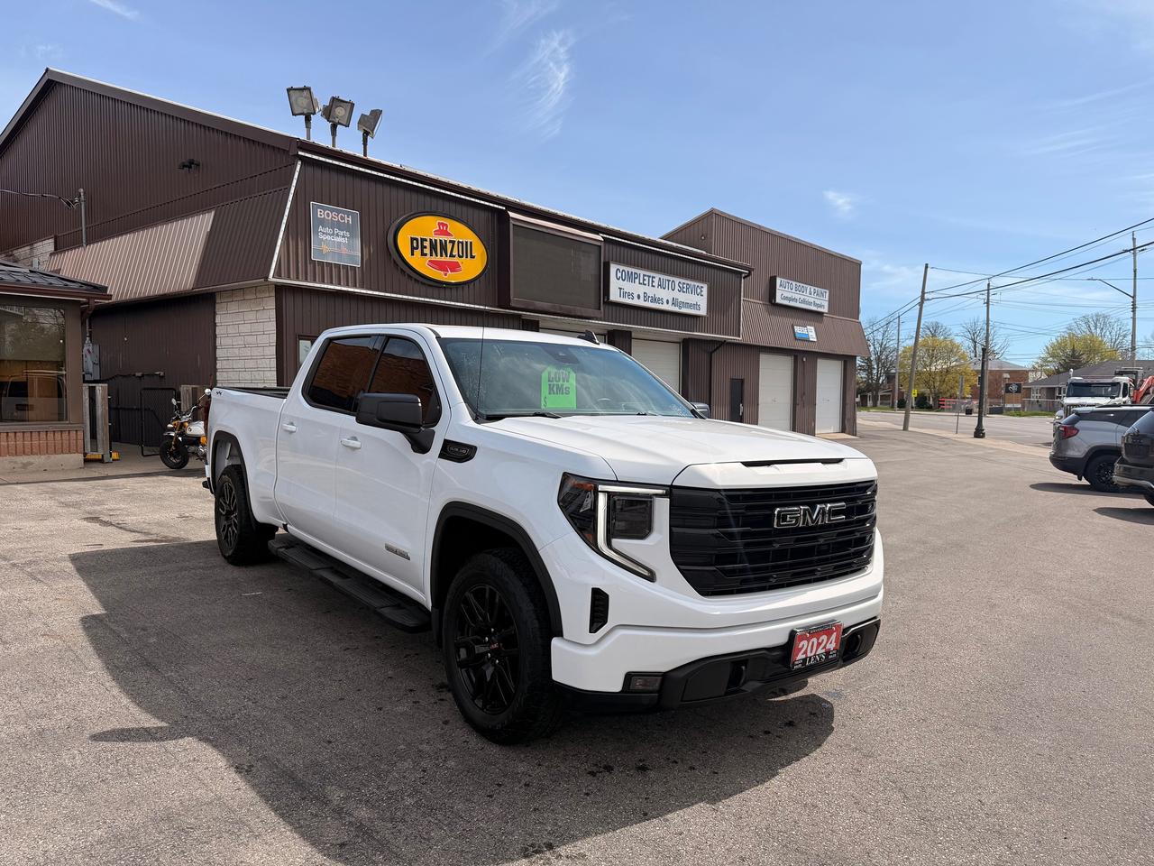 2024 GMC Sierra 1500 ELEVATION Photo2