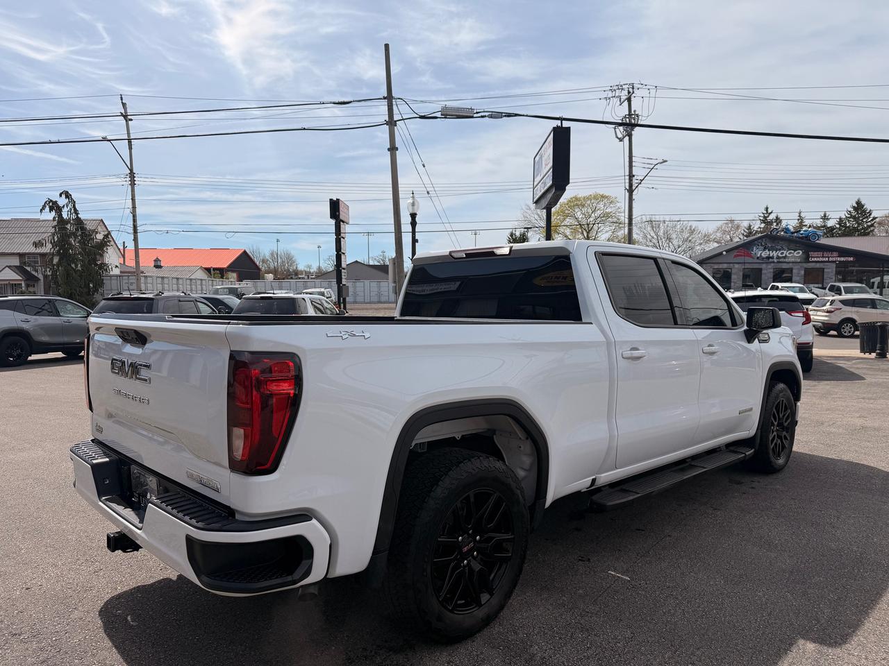 2024 GMC Sierra 1500 ELEVATION Photo