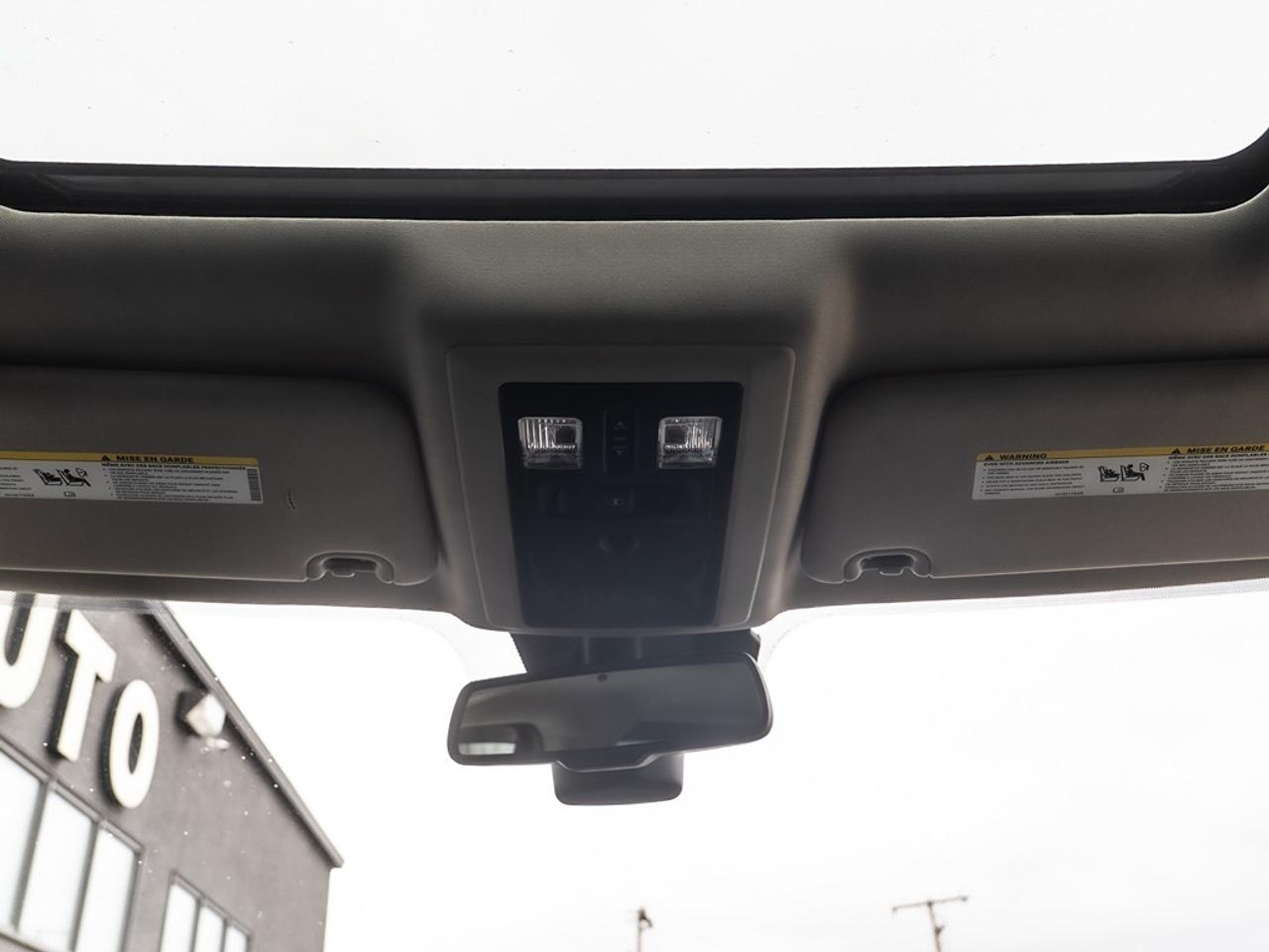 2016 RAM 1500 SPORT Photo9