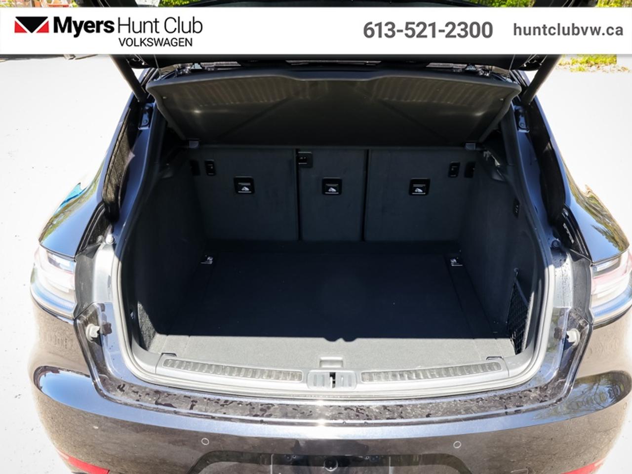 2021 Porsche Macan GTS AWD  - Leather Seats Photo