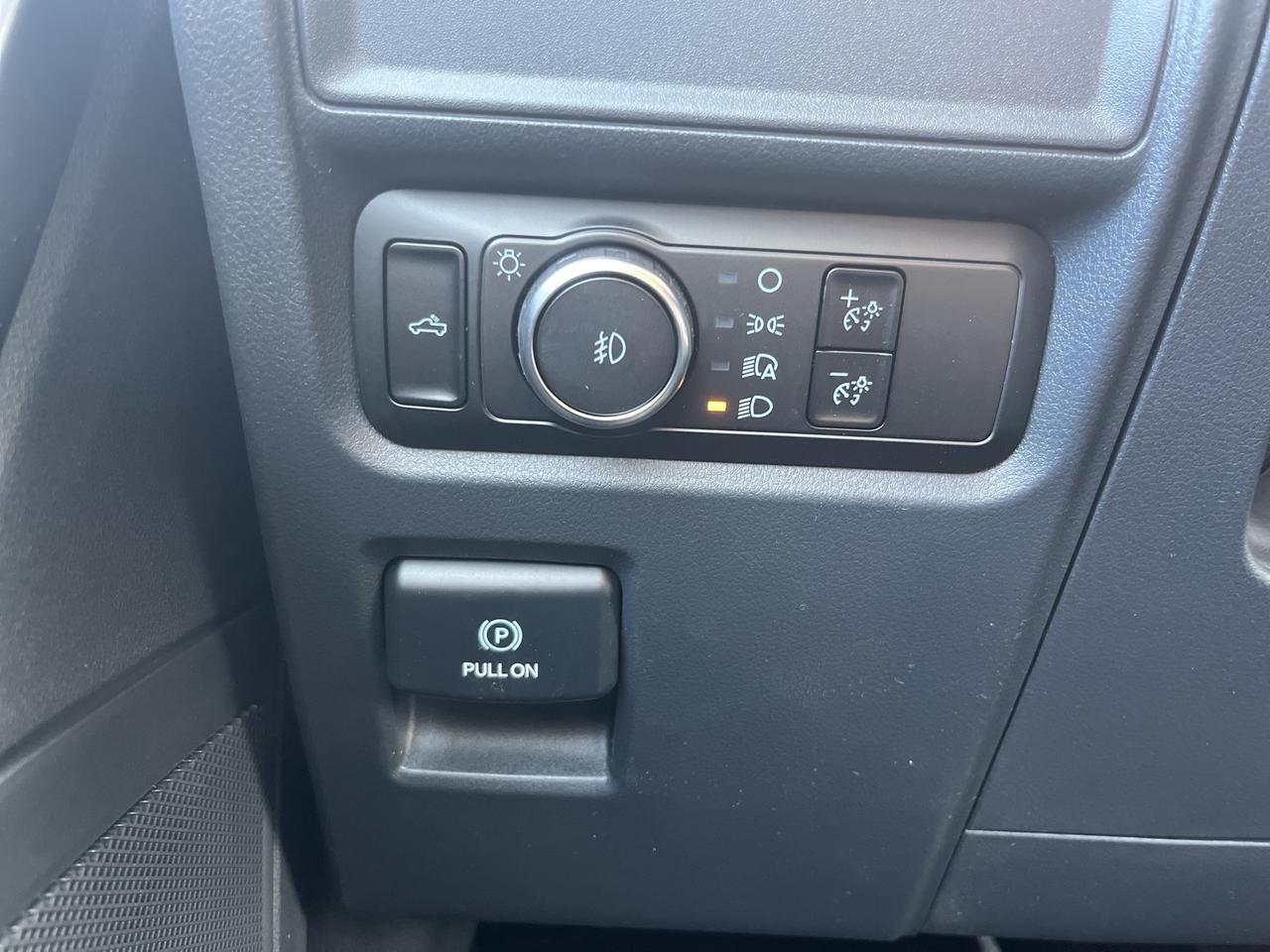 2026 Ford F-150 STX 4WD SuperCrew 5.5' Box Photo3