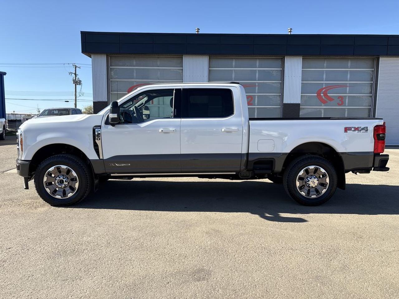 2026 Ford F-350 Super Duty SRW KING RANCH 6.8' Box 710A Photo3