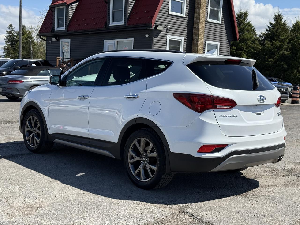 2018 Hyundai Santa Fe Sport Ultimate Photo