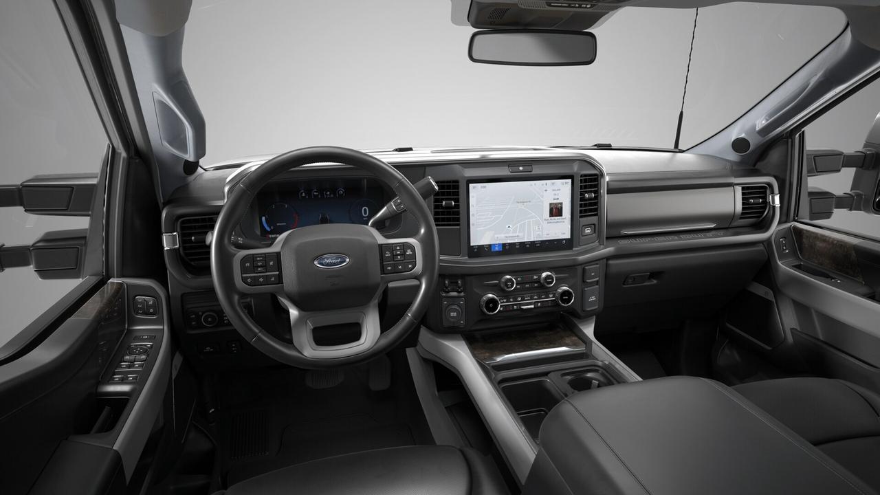 2026 Ford F-350 Lariat Crew Cab 4x4 Photo