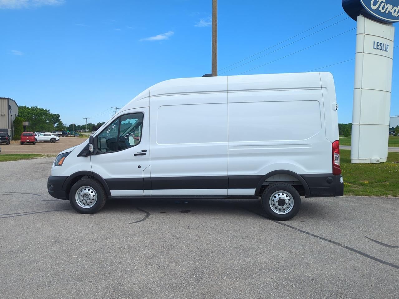 2026 Ford Transit High Roof 250 Cargo AWD Photo2