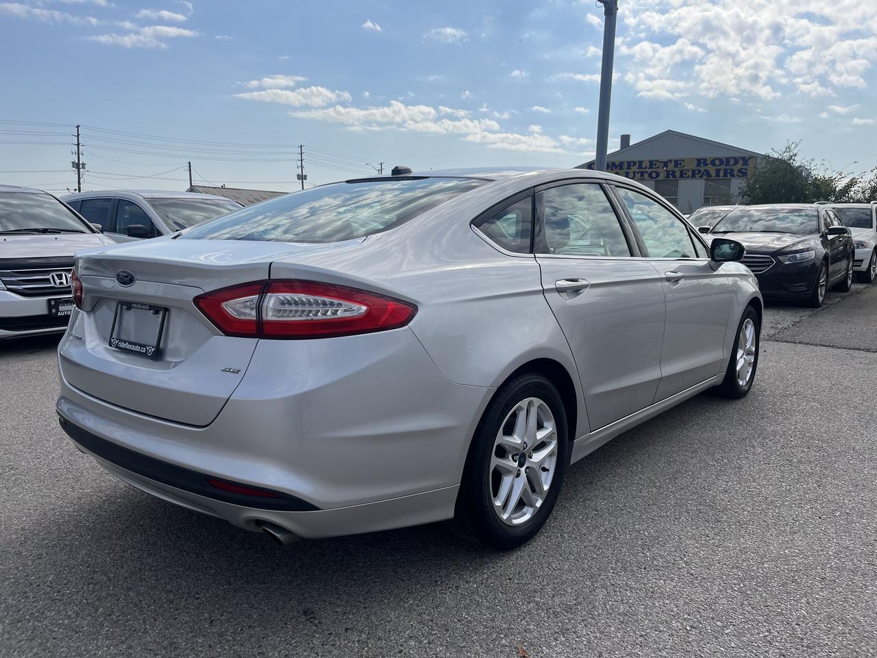2014 Ford Fusion SE Photo