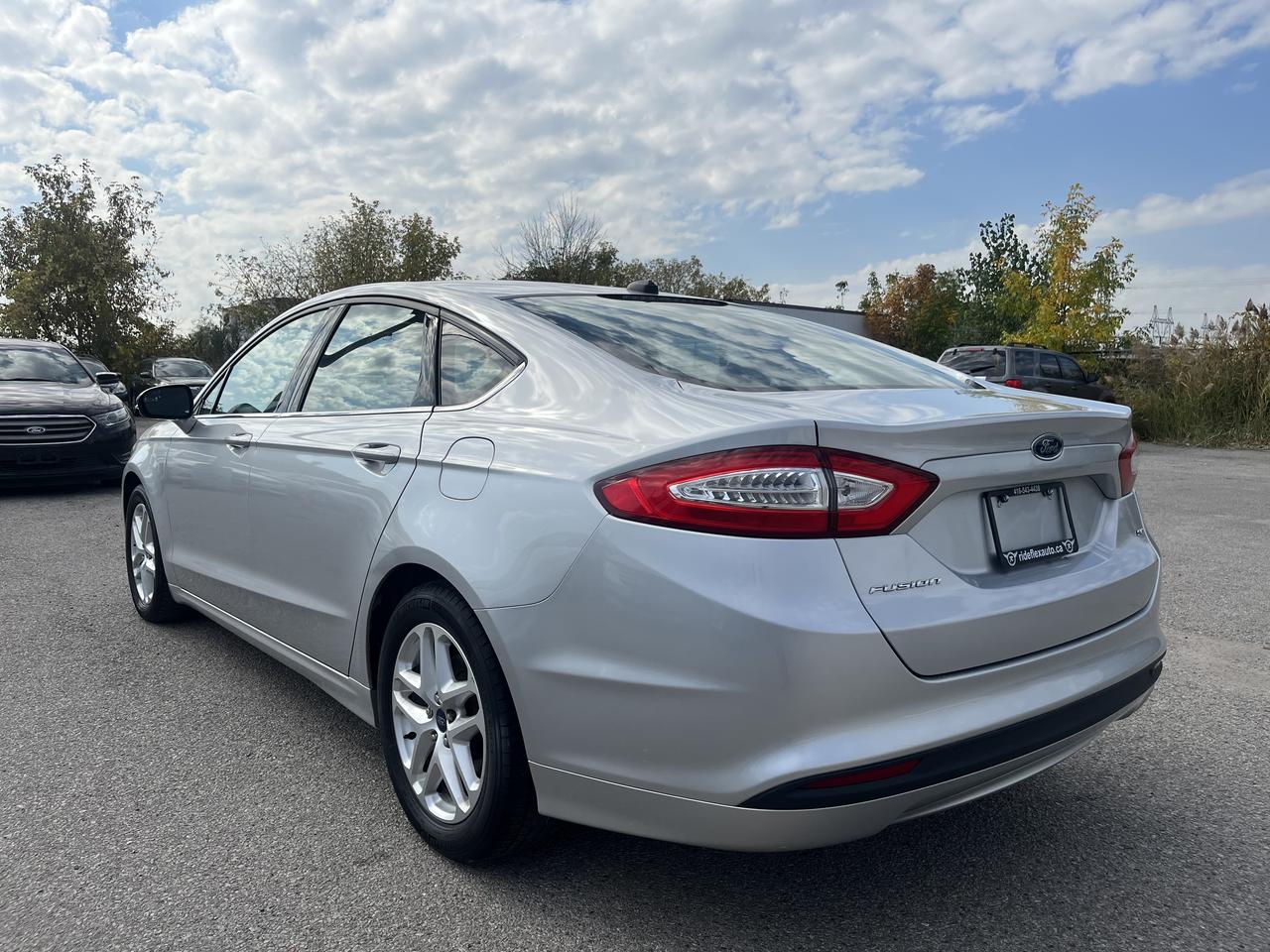 2014 Ford Fusion SE Photo