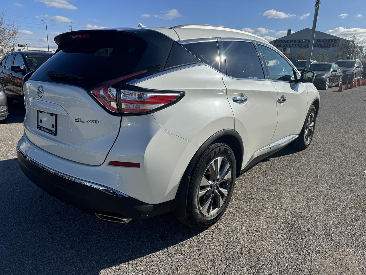 2015 Nissan Murano SL Photo4