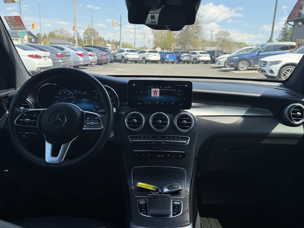 2021 Mercedes-Benz GLC-Class GLC 300 Photo