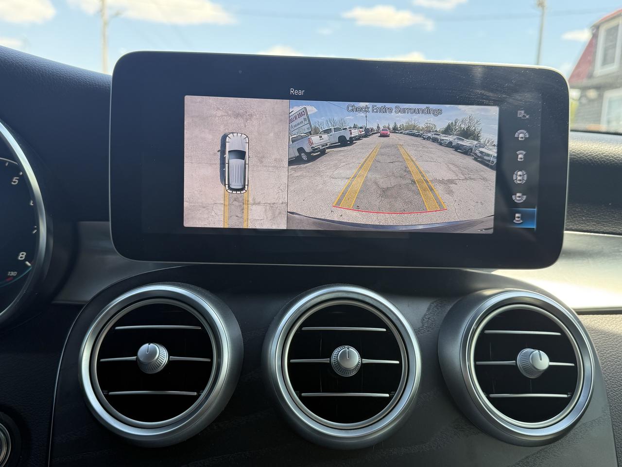 2021 Mercedes-Benz GLC-Class GLC 300 Photo