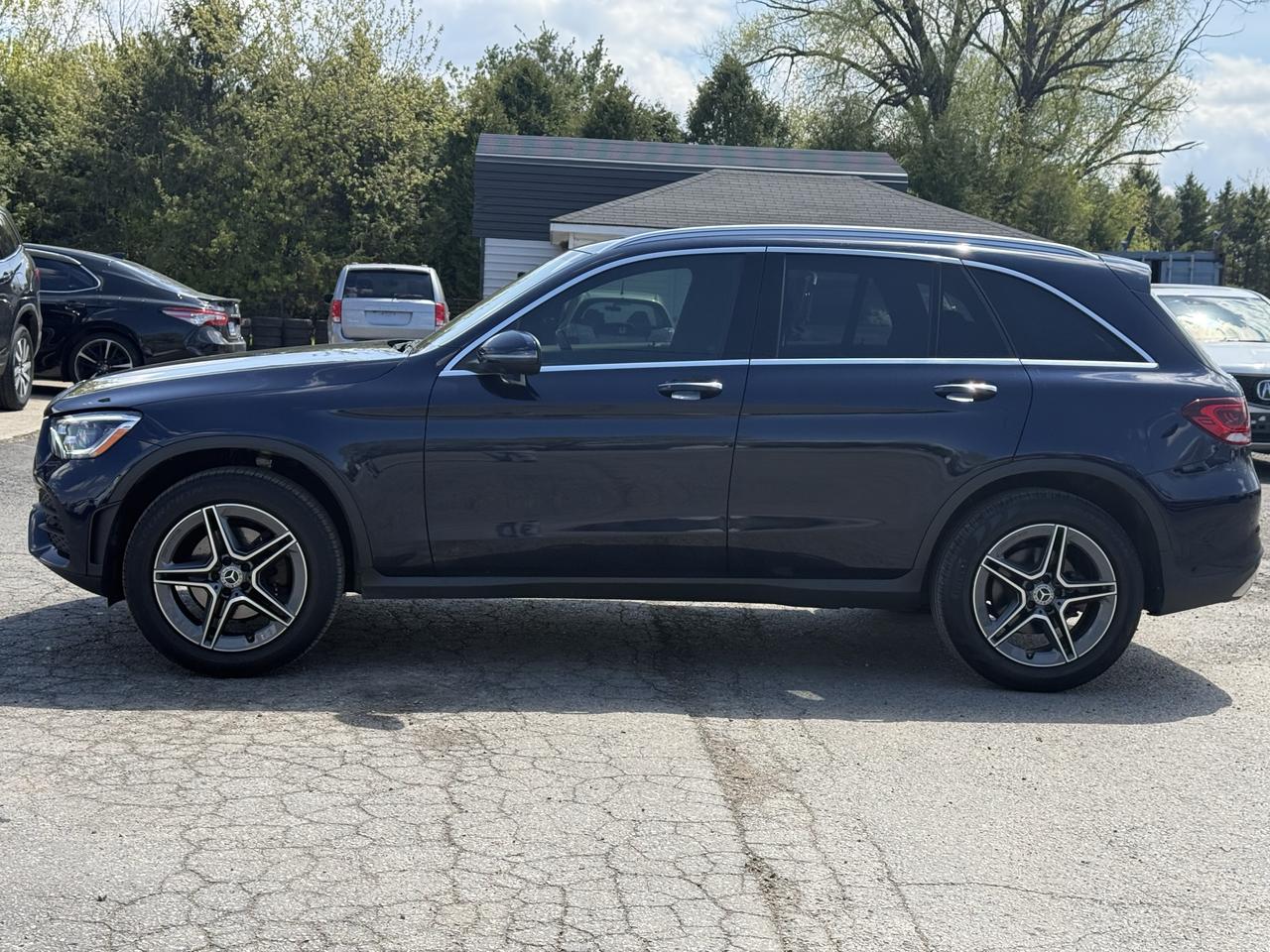 2021 Mercedes-Benz GLC-Class GLC 300 Photo
