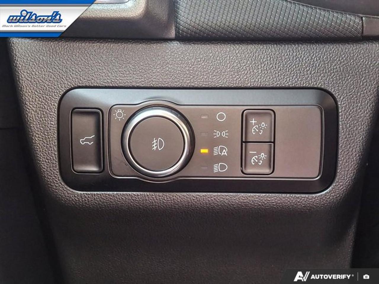 2025 Ford Bronco Sport Outer Banks AWD | Heated Seats | Remote Start | Power Seat | Carplay + Android Auto | and More ! Photo