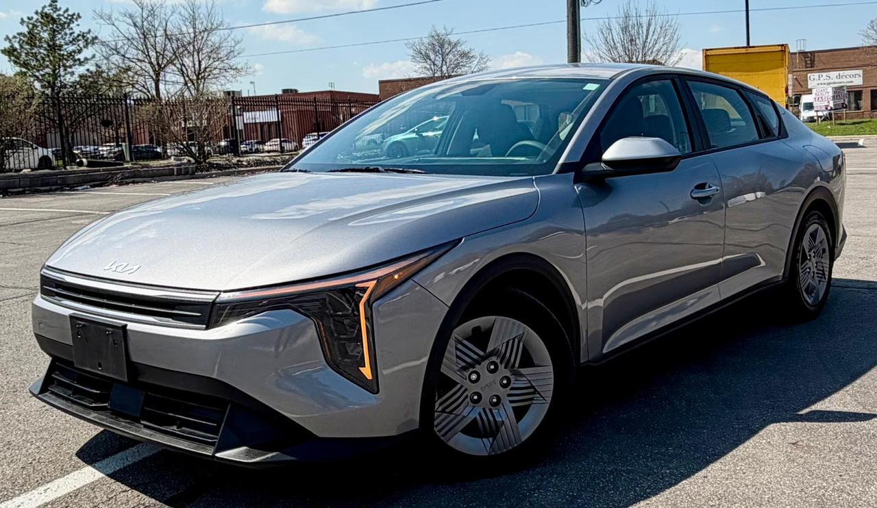 2025 Kia K4 LX - Photo #2