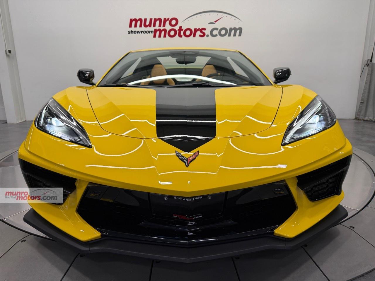 2025 Chevrolet Corvette StingRay Convertible 3LT Photo2