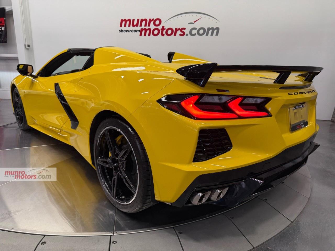 2025 Chevrolet Corvette StingRay Convertible 3LT Photo