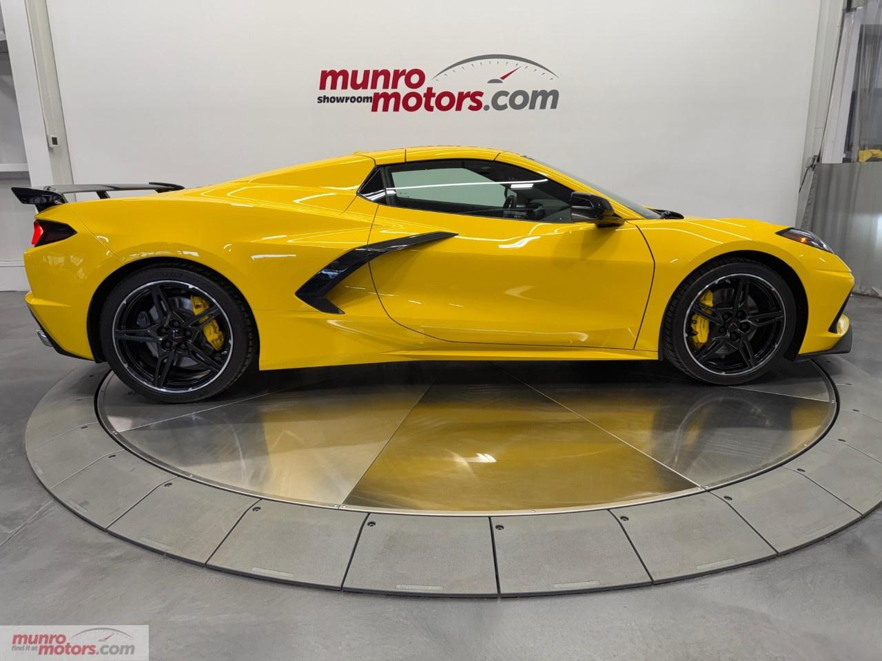 2025 Chevrolet Corvette StingRay Convertible 3LT Photo