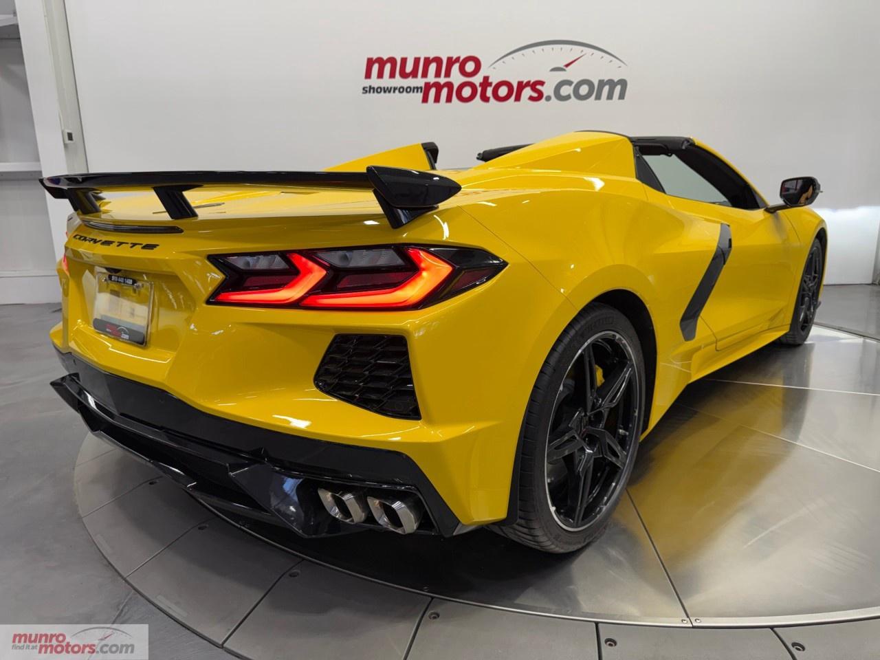 2025 Chevrolet Corvette StingRay Convertible 3LT Photo
