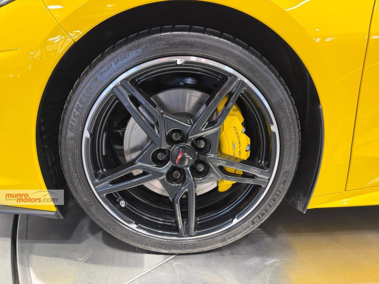 2025 Chevrolet Corvette StingRay Convertible 3LT Photo