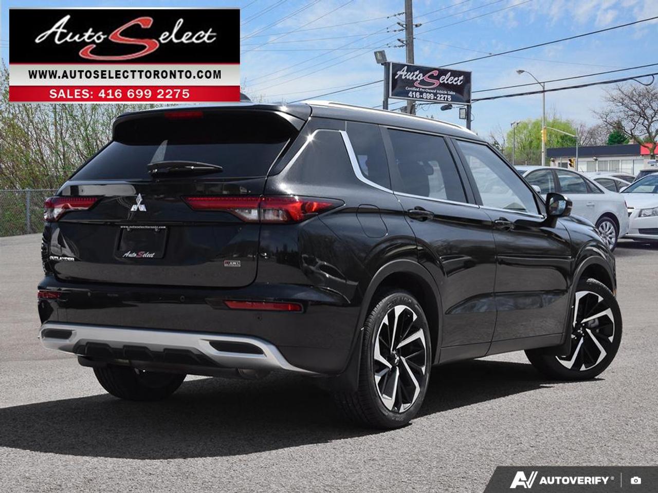2022 Mitsubishi Outlander SEL AWD - 7 Seater - Leather - Roof - Apple Carplay Photo3